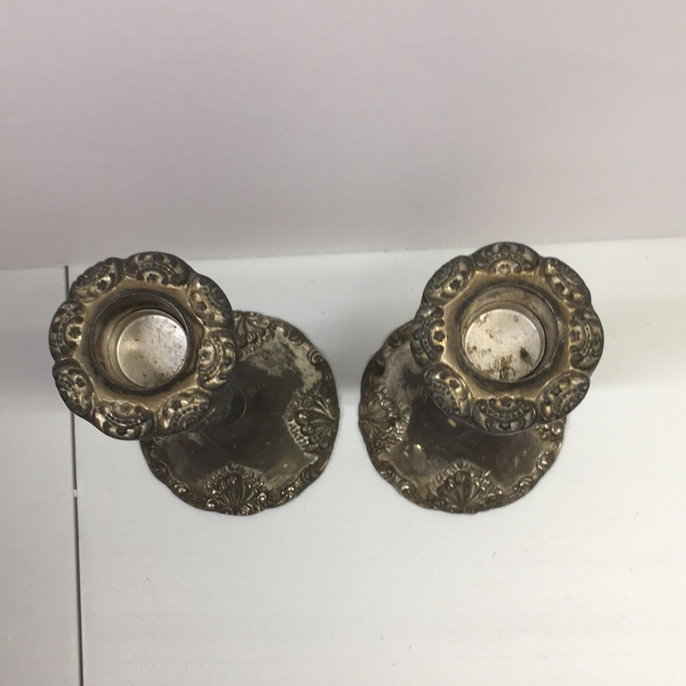 Pair of Godinger Silverplate Candlestick Holders - Picture 2 of 10